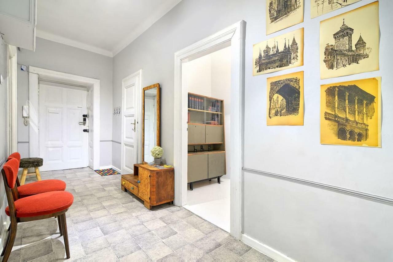 Luxury Retro Apartment, City Center, Wifi クラクフ エクステリア 写真