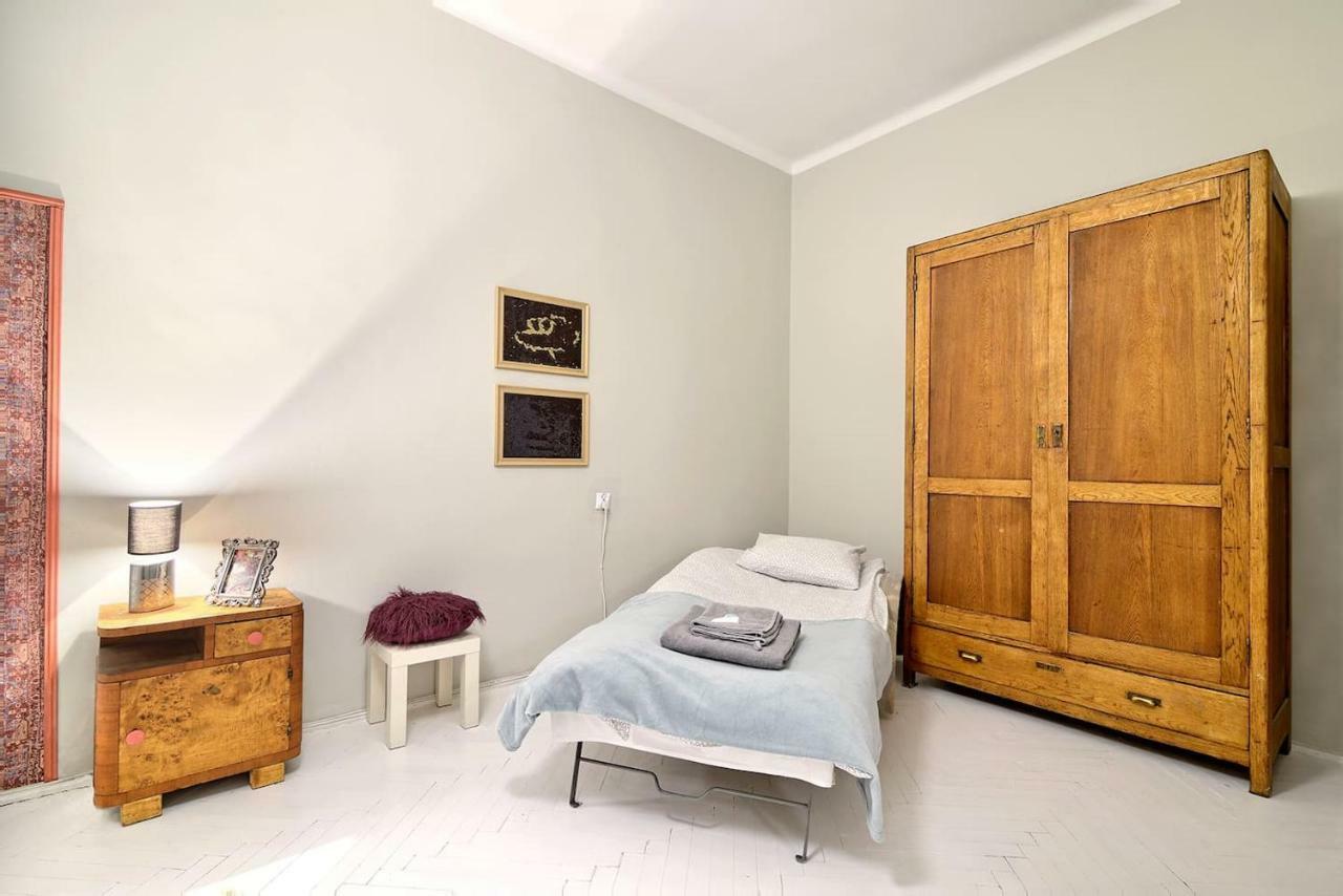 Luxury Retro Apartment, City Center, Wifi クラクフ エクステリア 写真