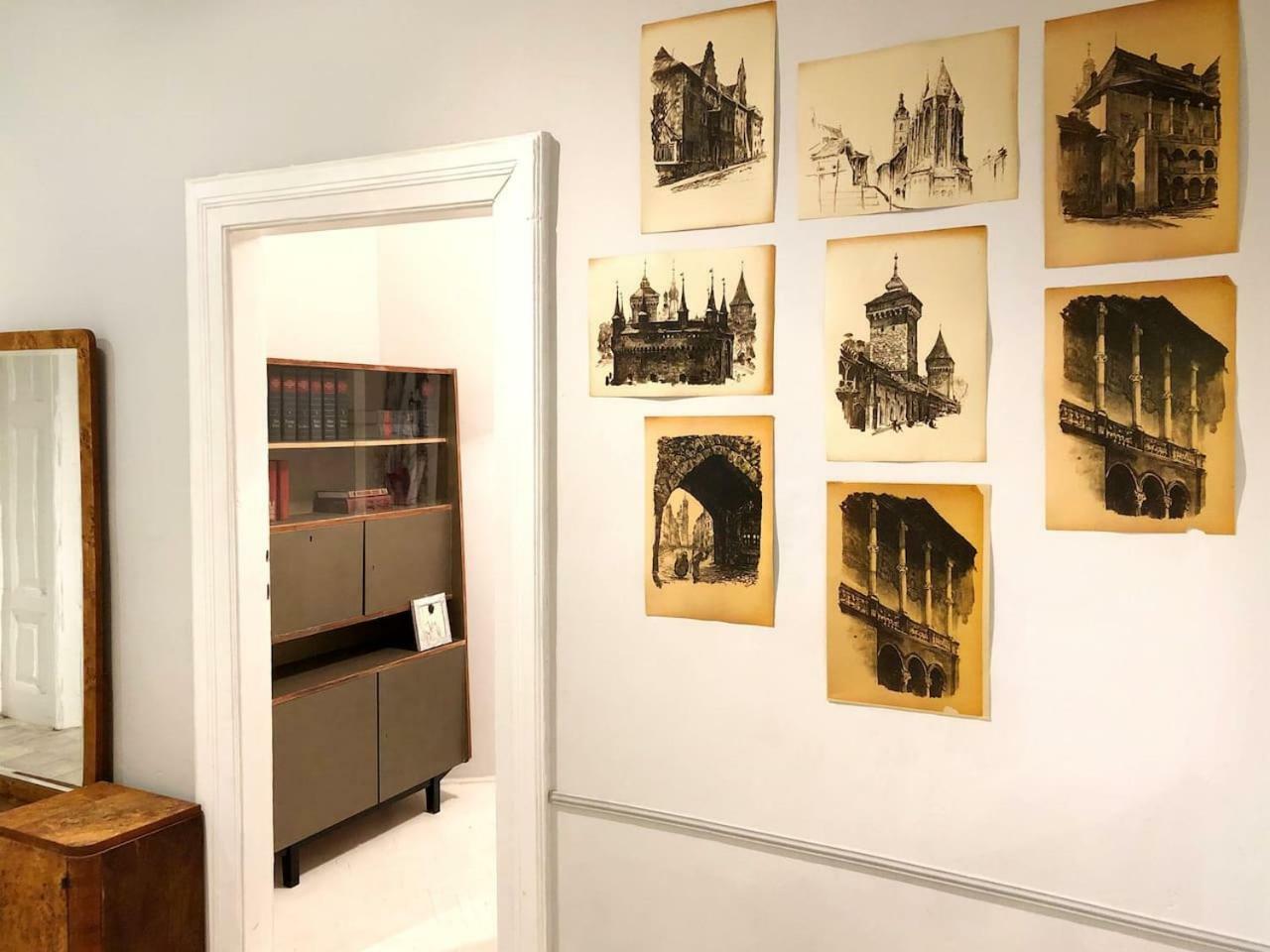 Luxury Retro Apartment, City Center, Wifi クラクフ エクステリア 写真